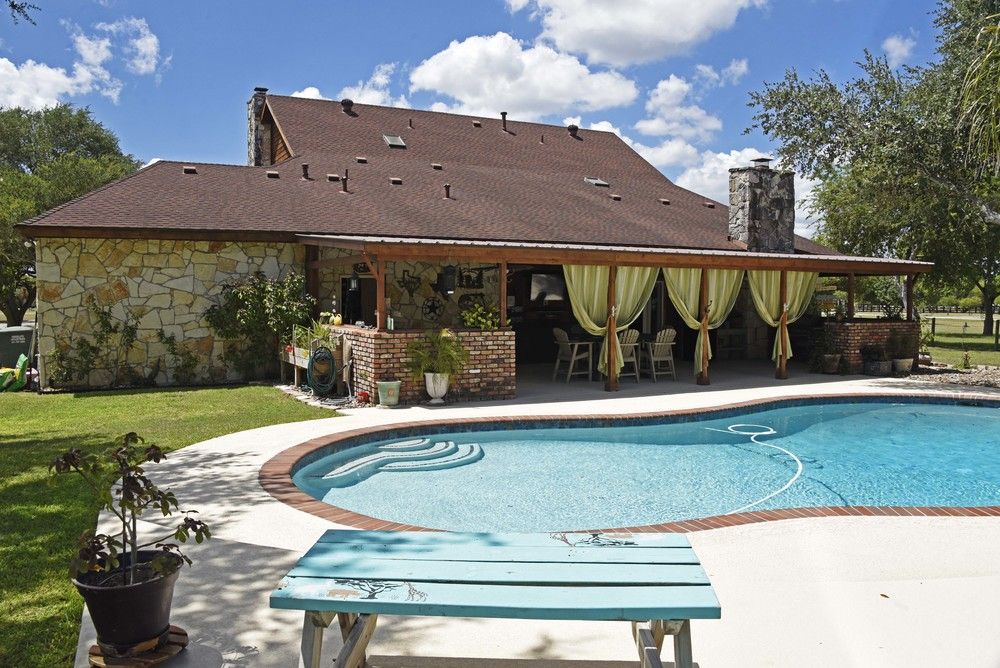 Burkhart Ranch: 5406 Co Rd 73, Robstown, TX 78380